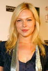 Laura Prepon photo